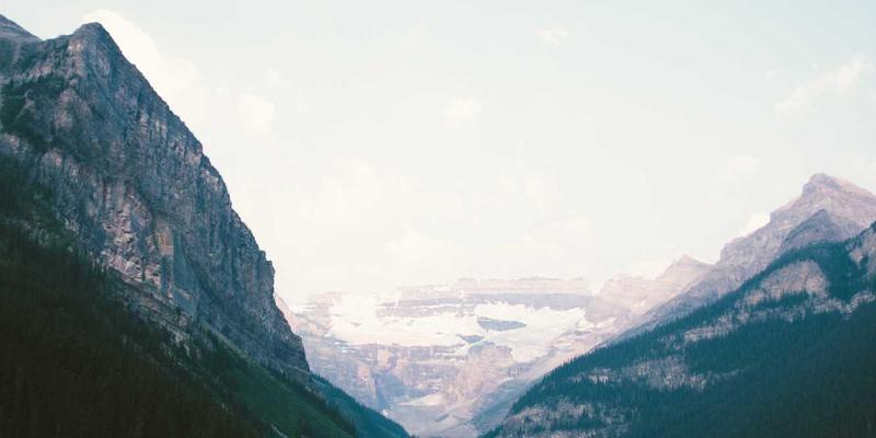 新能源电池技术突破：BMS核心算法如何提升均衡策略与SOC/SOP/SOE估算精度